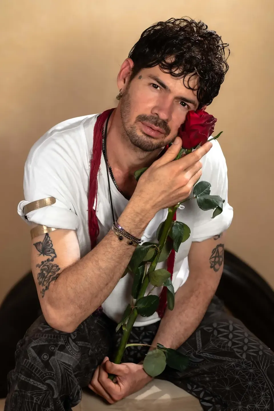 Biton – Diamond Lotus Massage Team